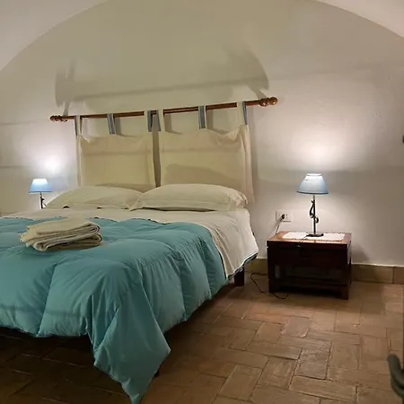 Wine & Roses Szálloda Mattinata