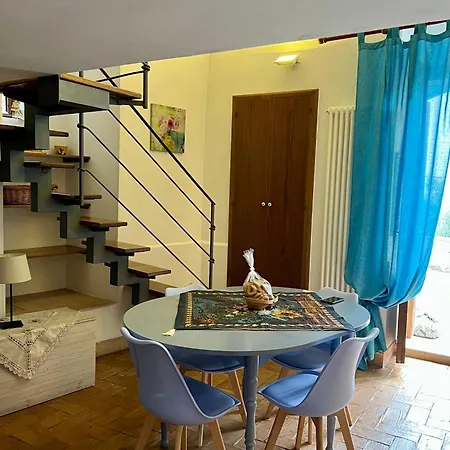 Wine & Roses Szálloda