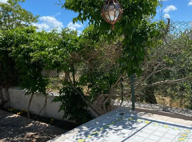 מלון Wine & Roses מאטינאטה